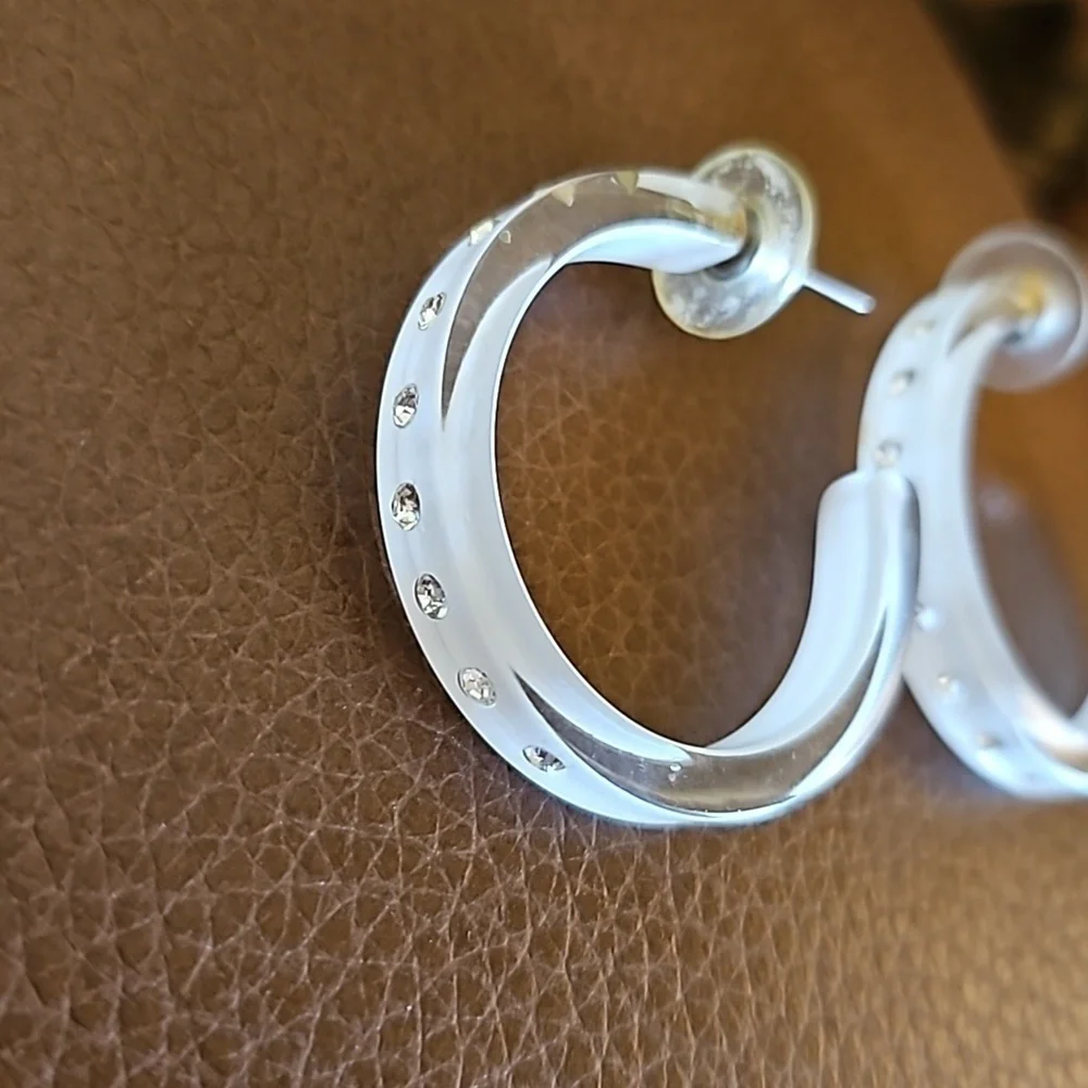 Vtg White Rhinestone Acrylic Hoop Earrings